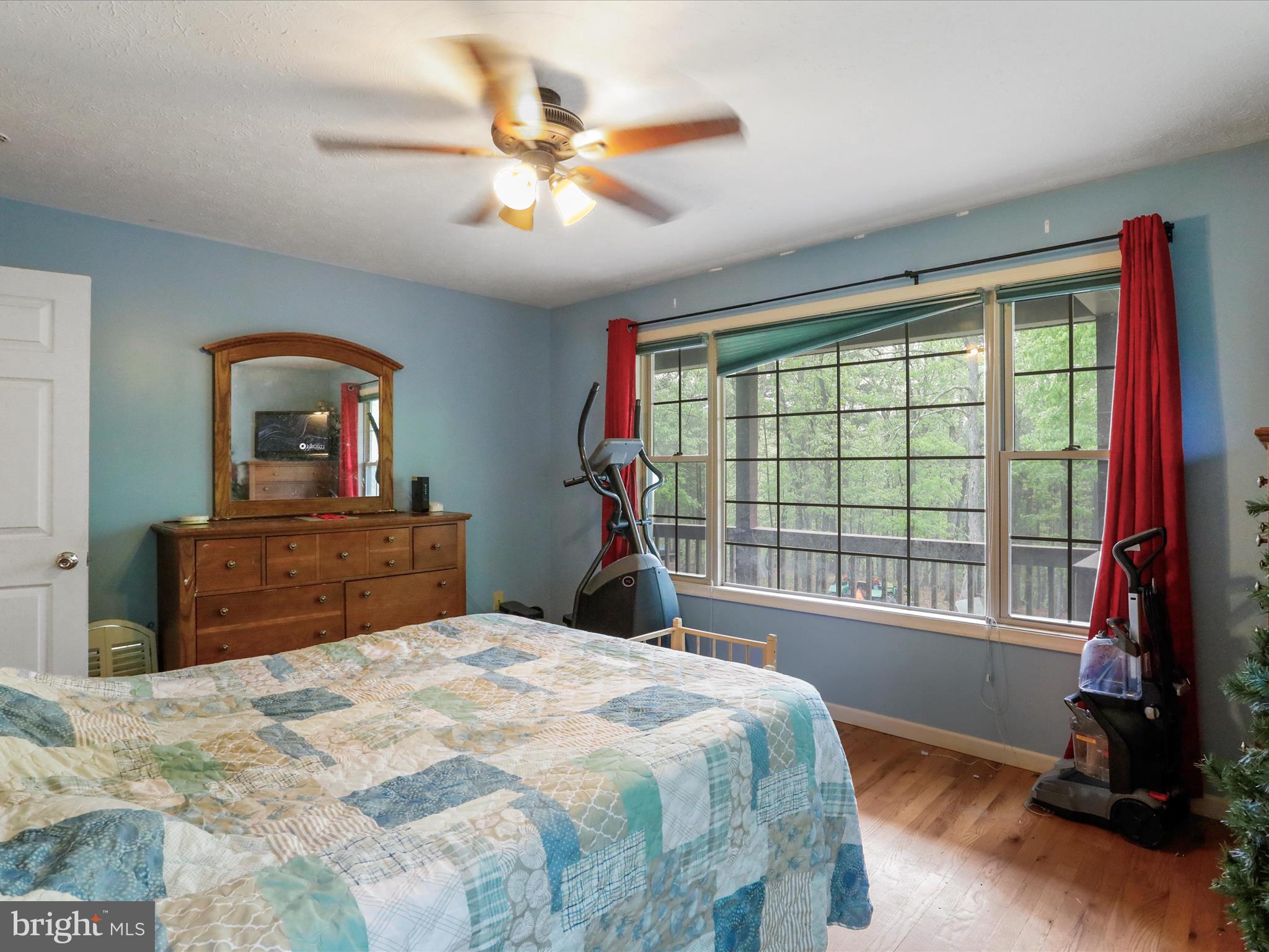 BARNES MILL ESTATES - Residential