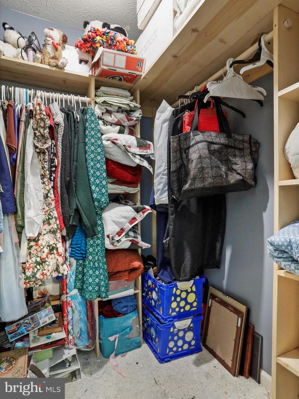 BARNES MILL ESTATES - Residential