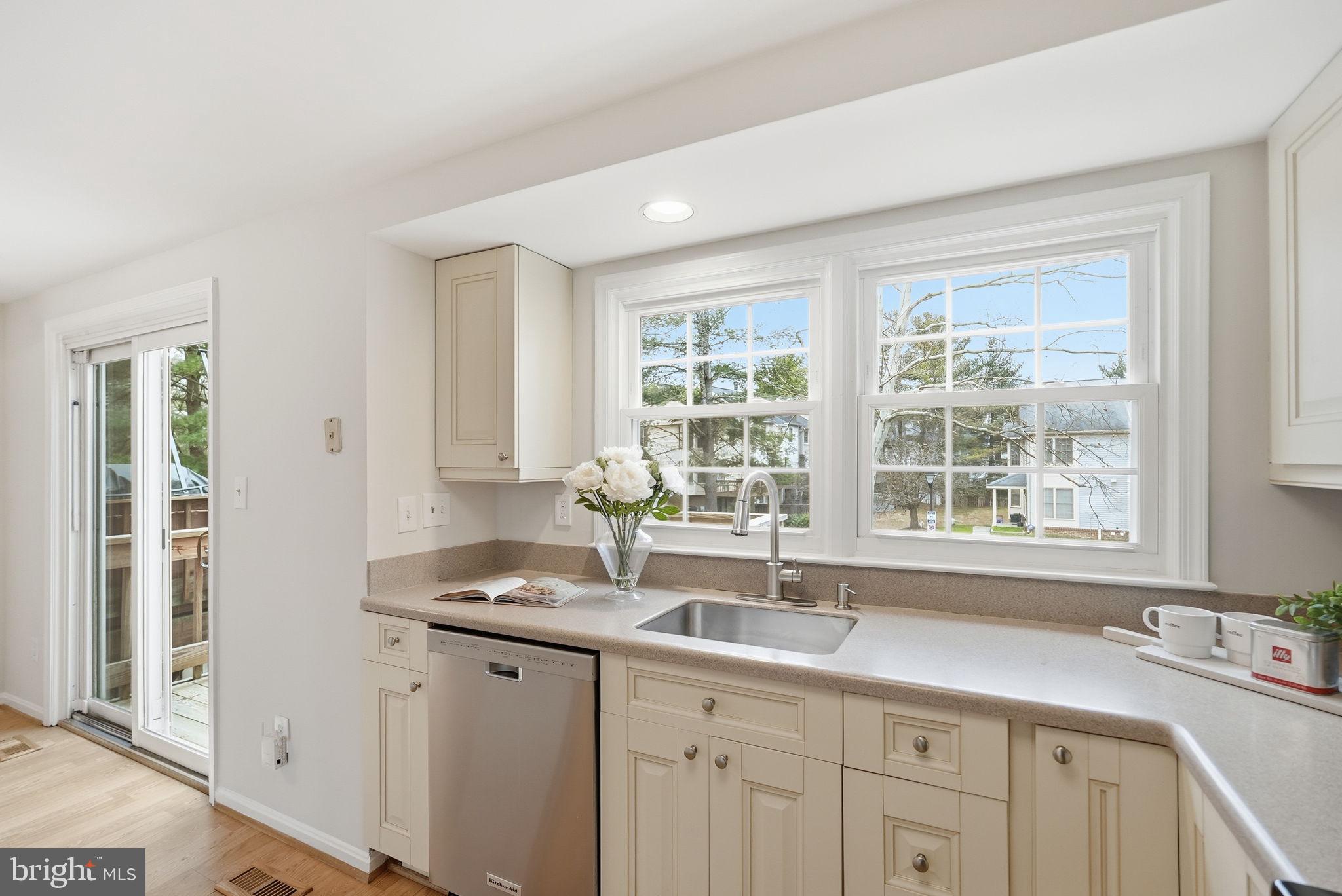 SUFFOLK PLACE - Residential