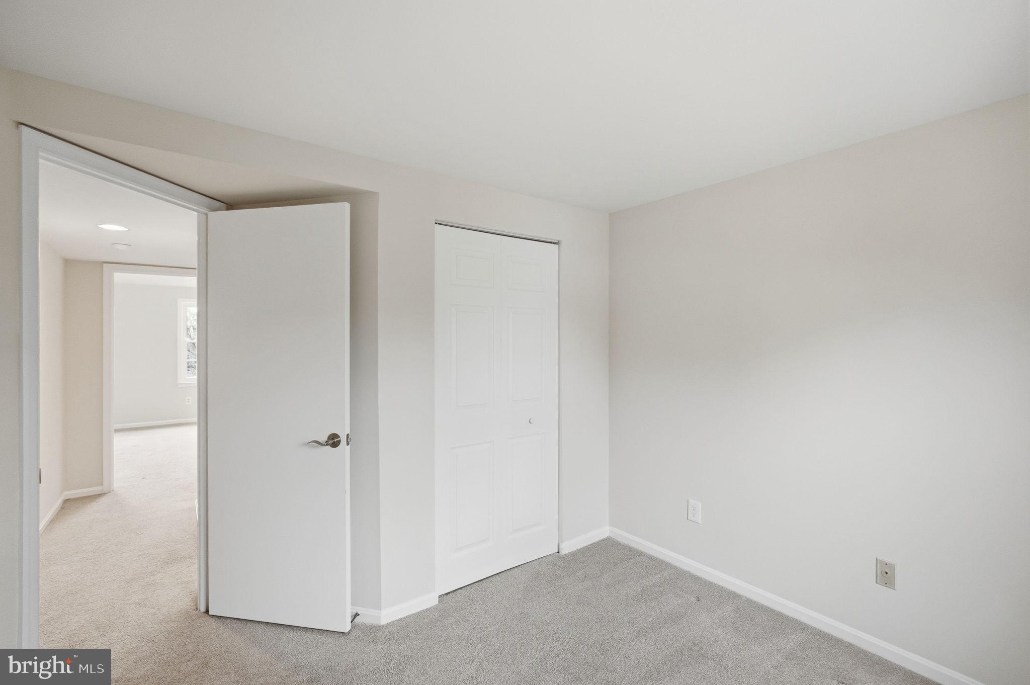 SUFFOLK PLACE - Residential