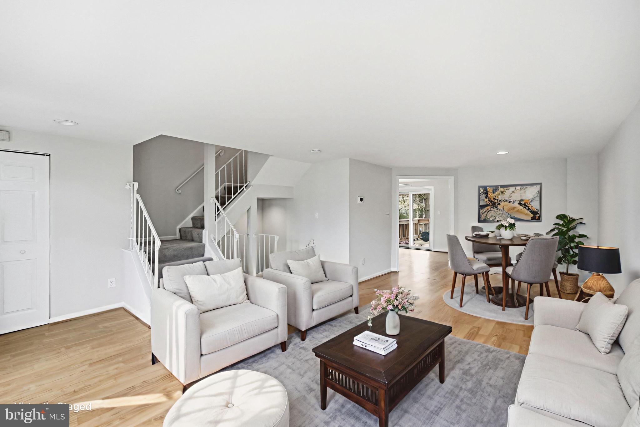 SUFFOLK PLACE - Residential