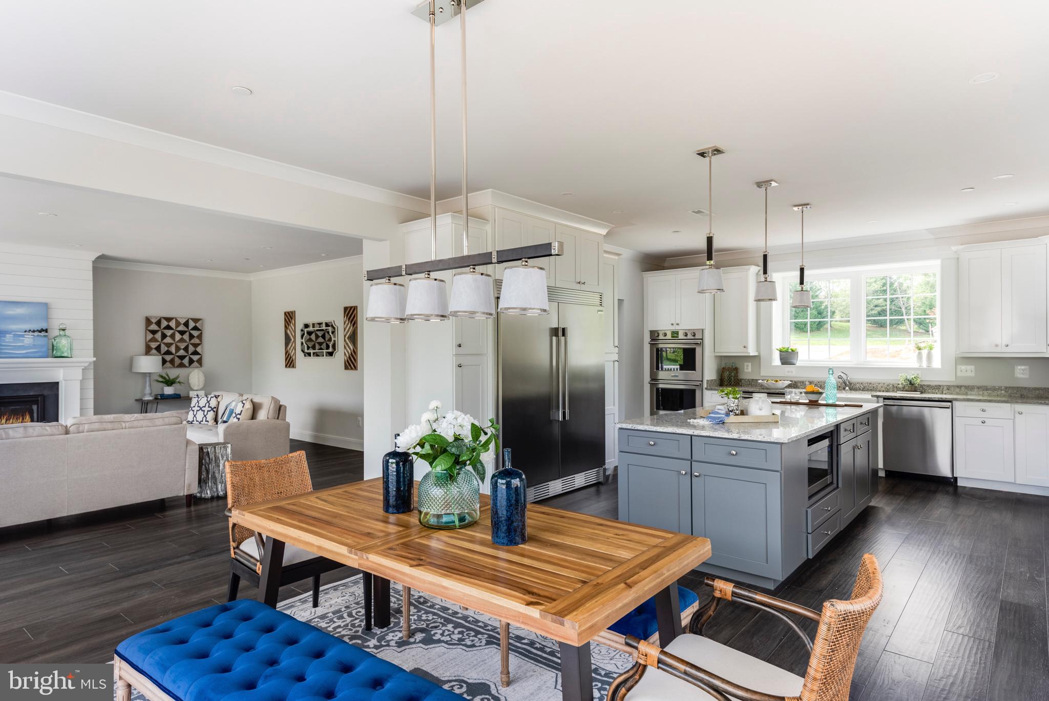 SOUTH RIVER CROSSING - Residential