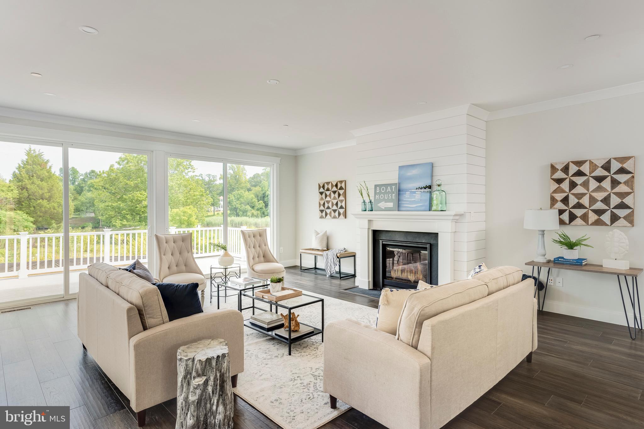 SOUTH RIVER CROSSING - Residential