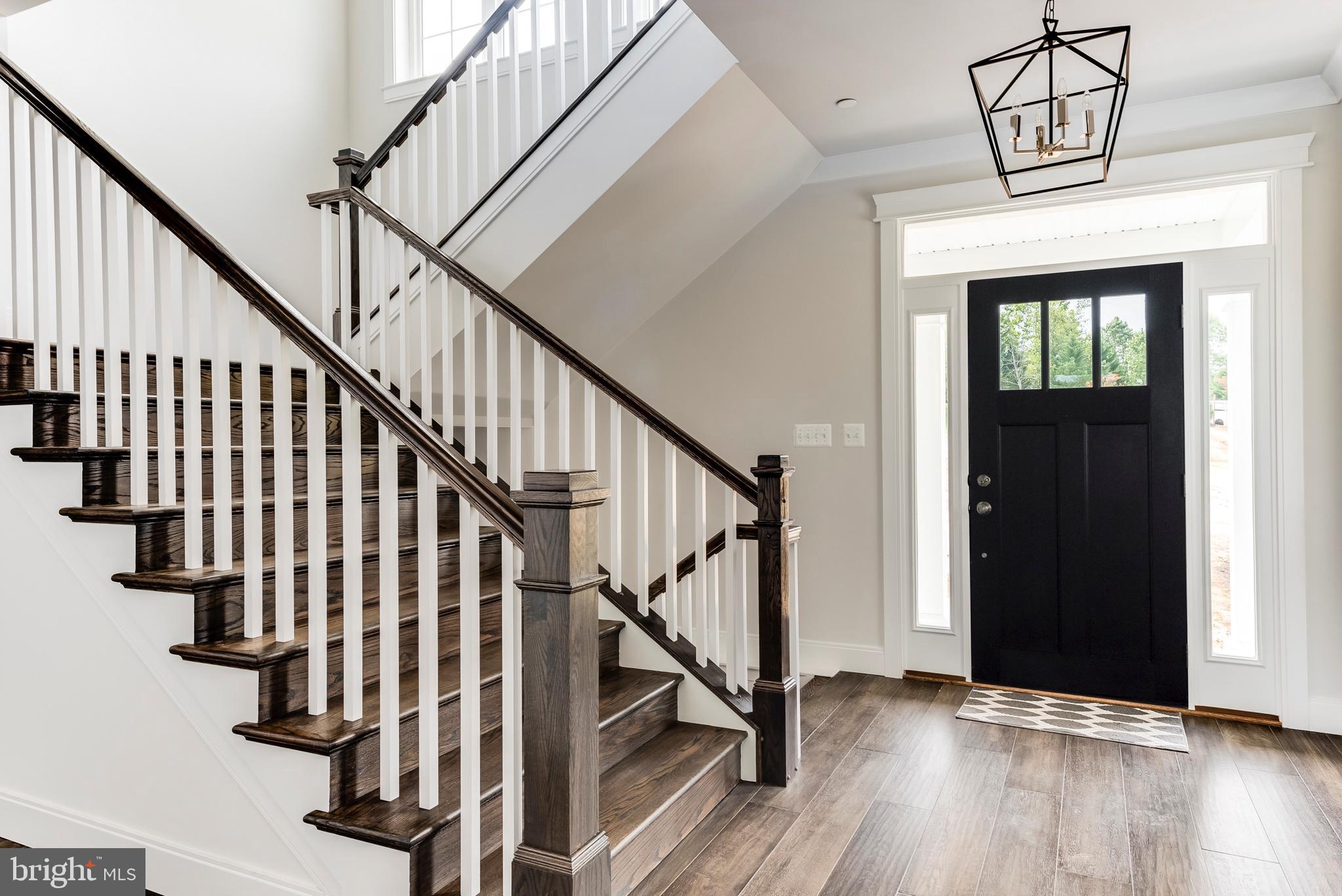 SOUTH RIVER CROSSING - Residential