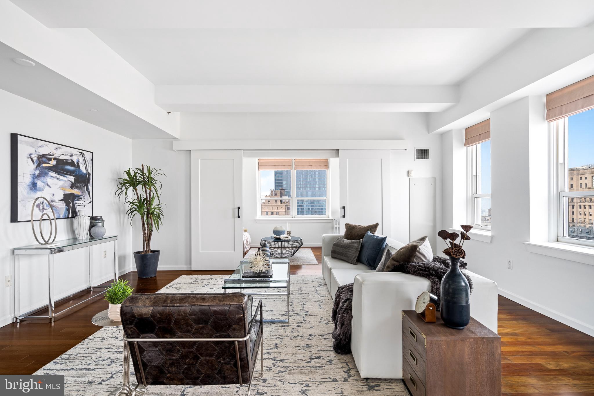 AVENUE OF THE ARTS - Residential