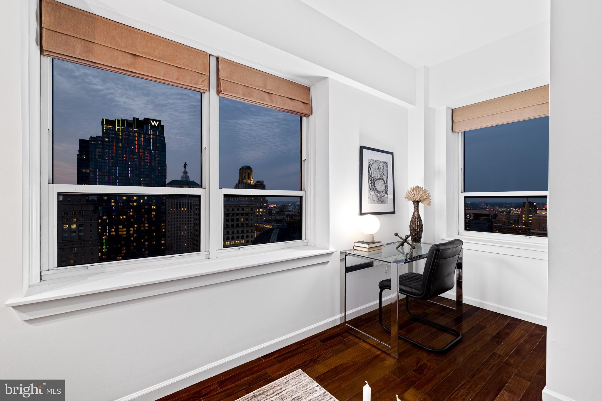 AVENUE OF THE ARTS - Residential