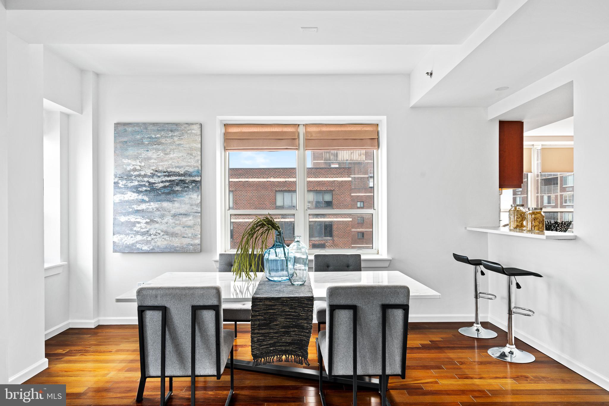 AVENUE OF THE ARTS - Residential