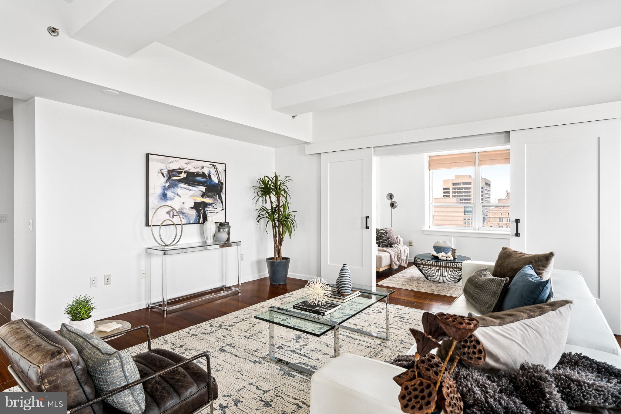 AVENUE OF THE ARTS - Residential