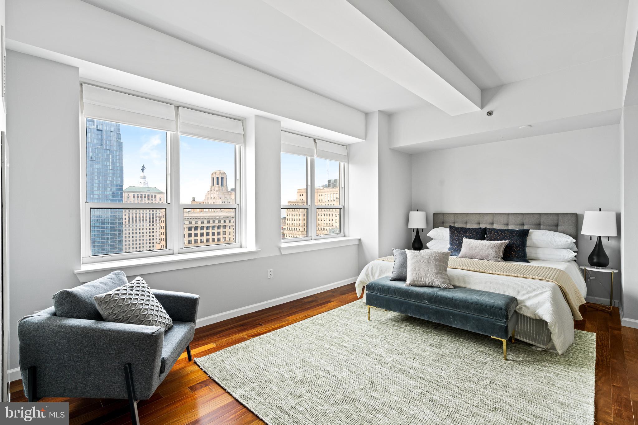 AVENUE OF THE ARTS - Residential