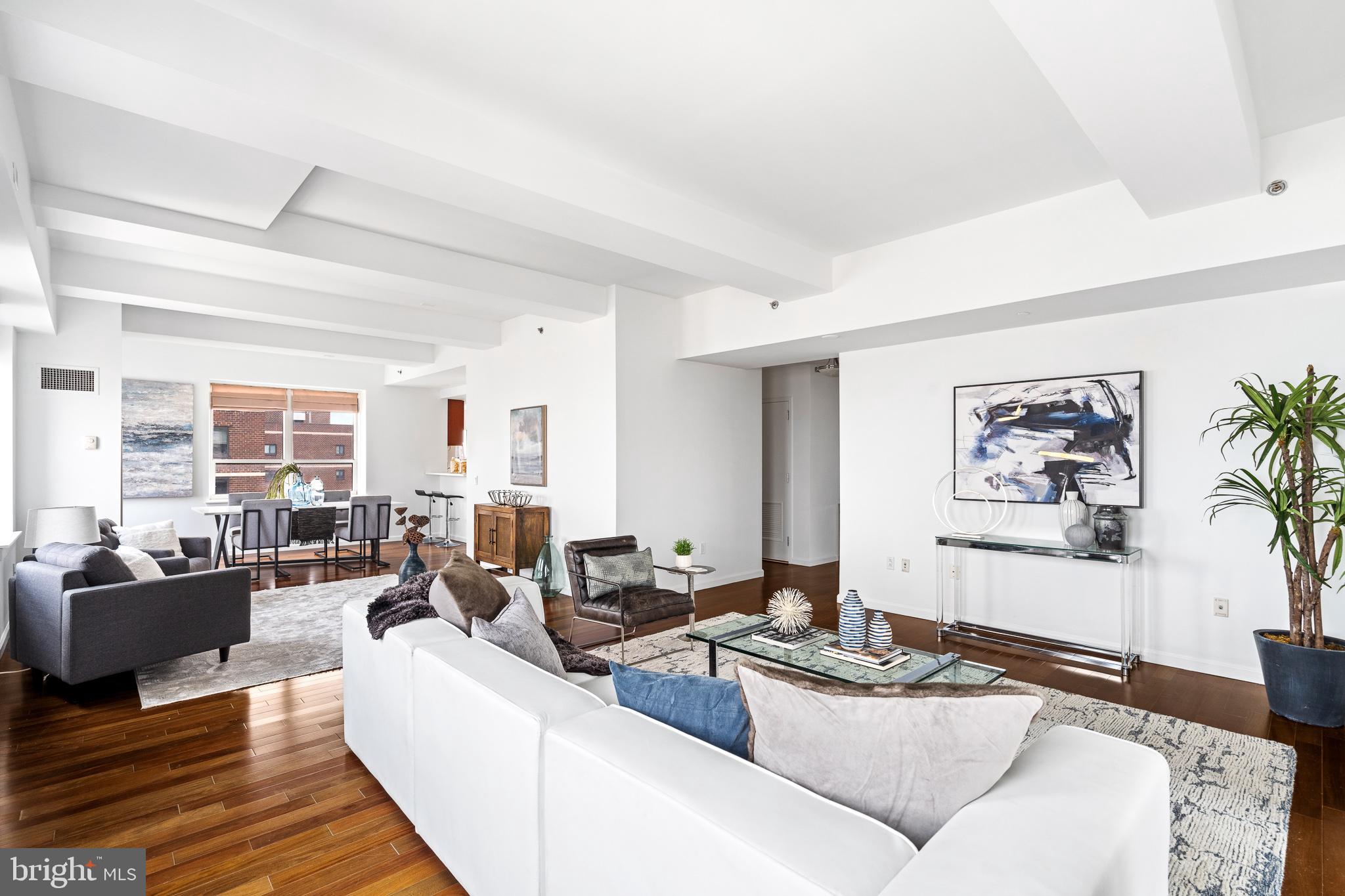 AVENUE OF THE ARTS - Residential