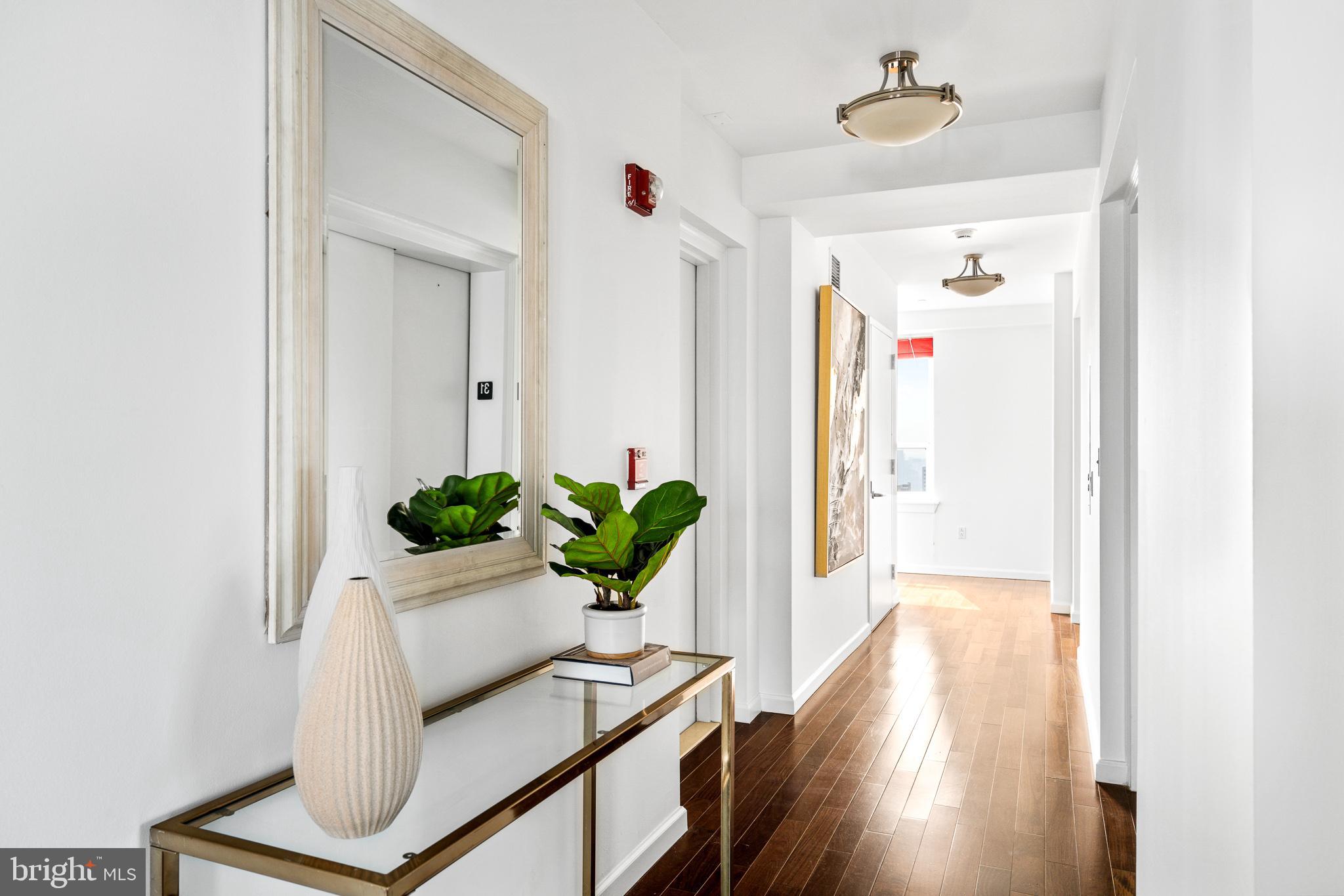 AVENUE OF THE ARTS - Residential