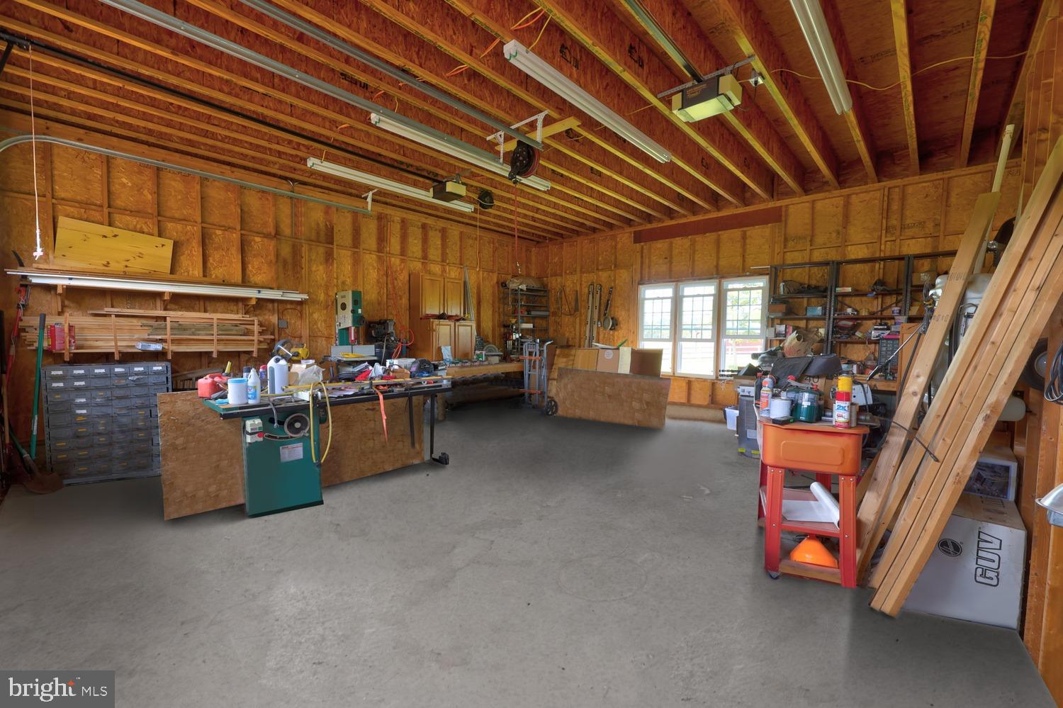 ROLLING MEADOWS - Residential