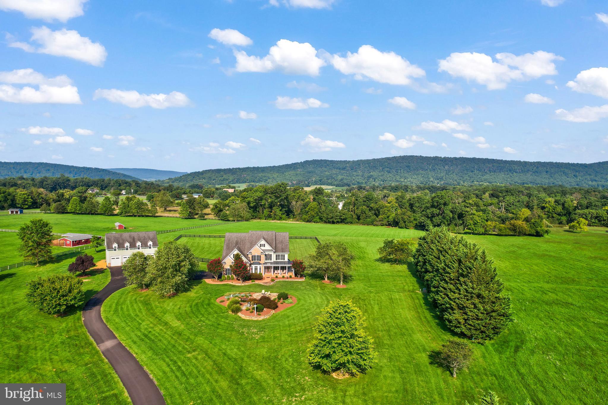 ROLLING MEADOWS - Residential