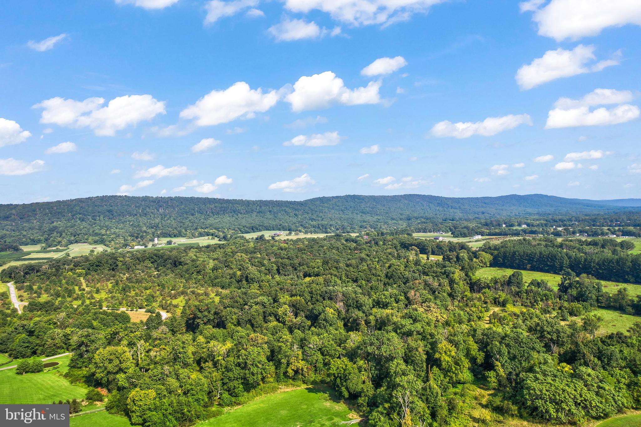 ROLLING MEADOWS - Residential