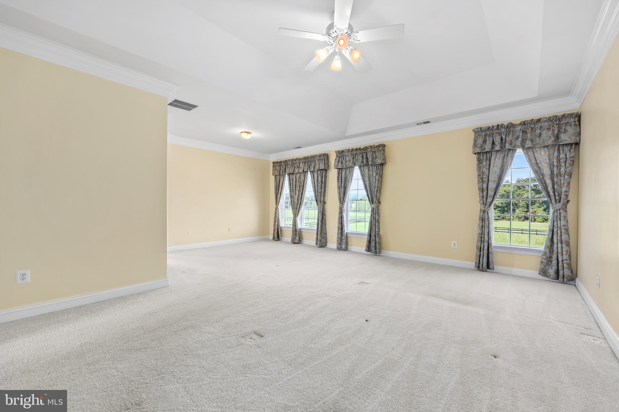 ROLLING MEADOWS - Residential