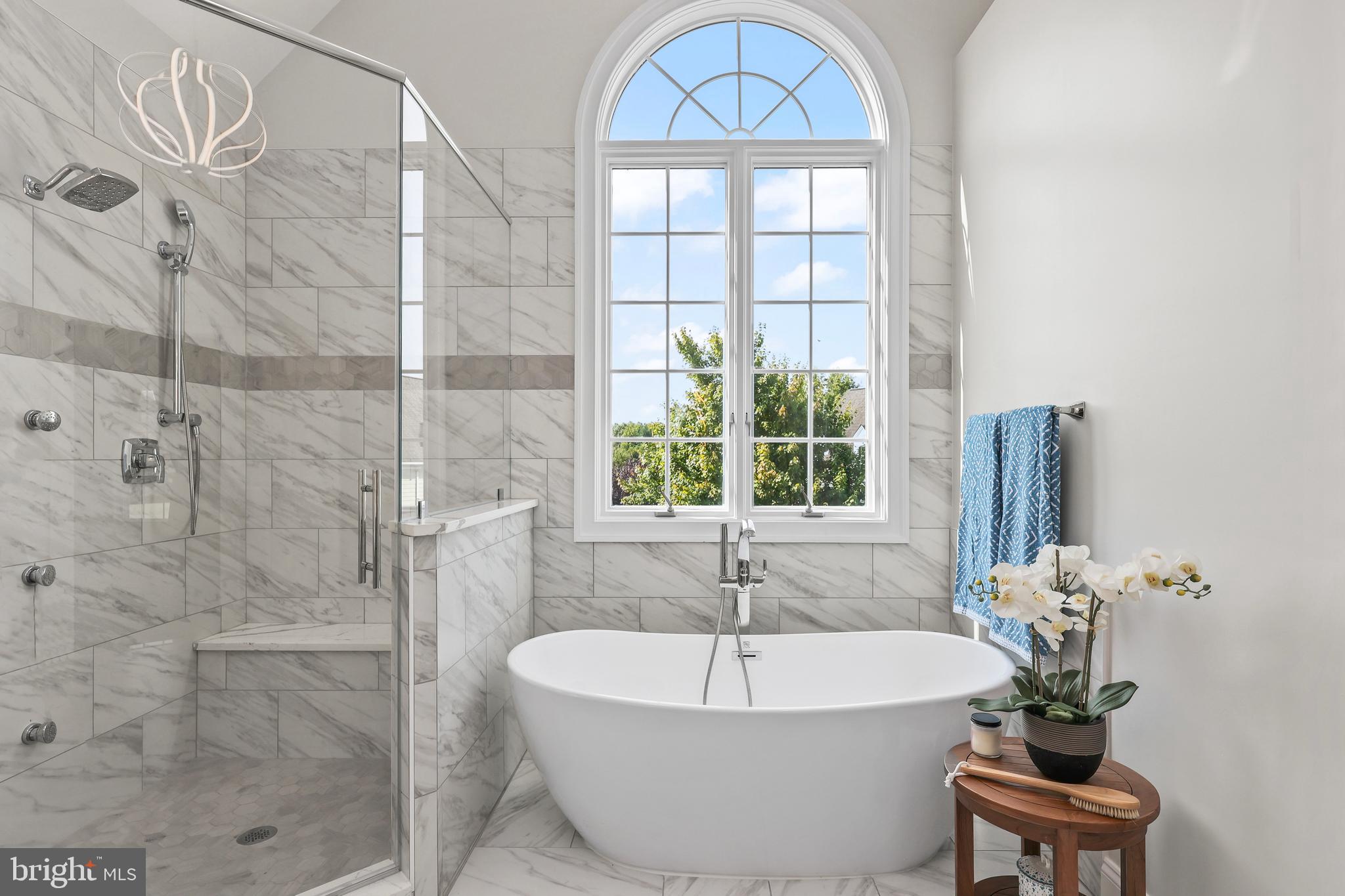 ROLLING MEADOWS - Residential