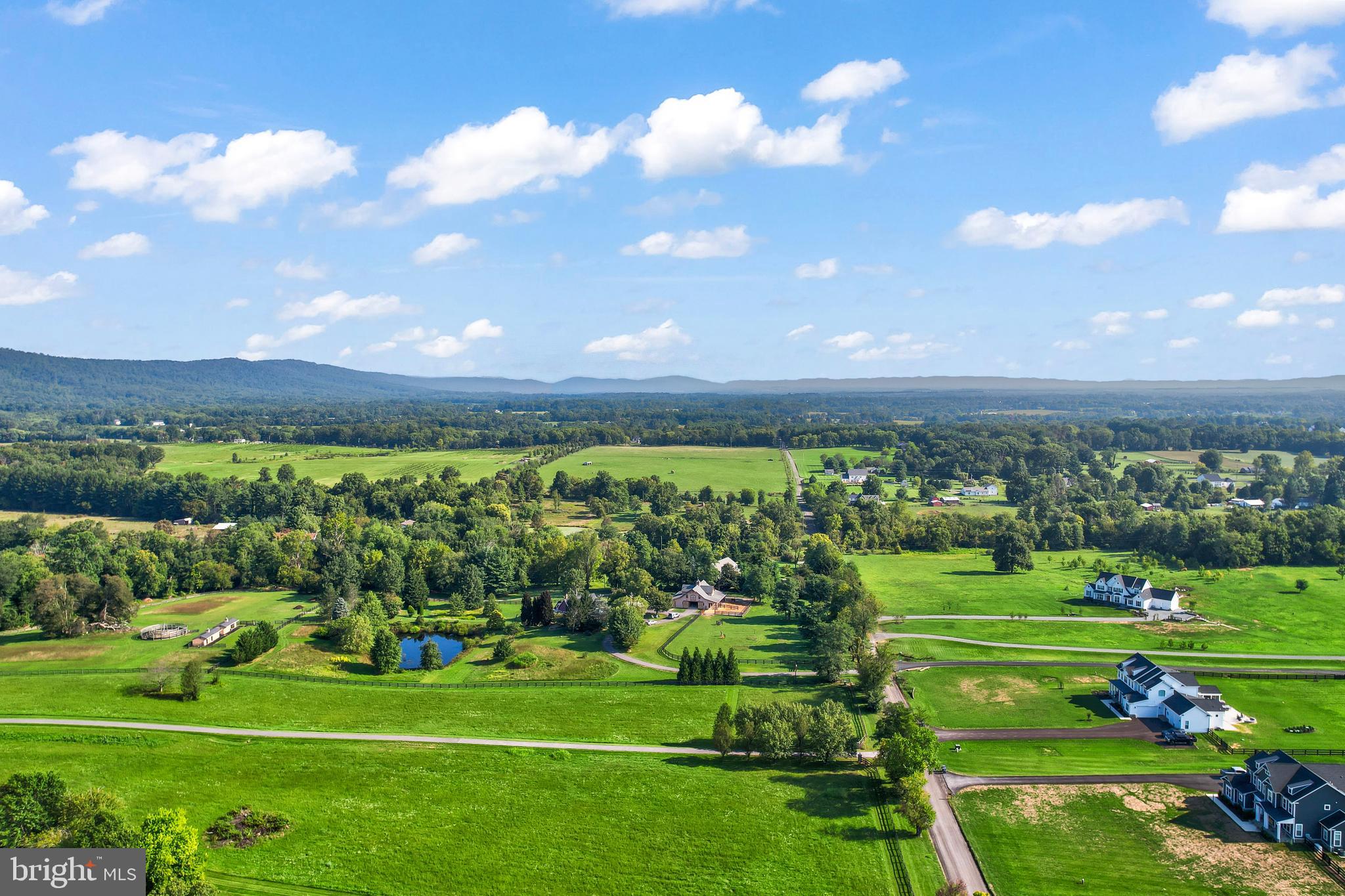 ROLLING MEADOWS - Residential