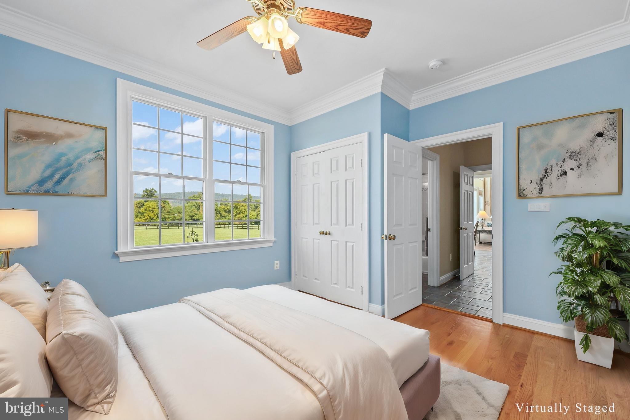 ROLLING MEADOWS - Residential