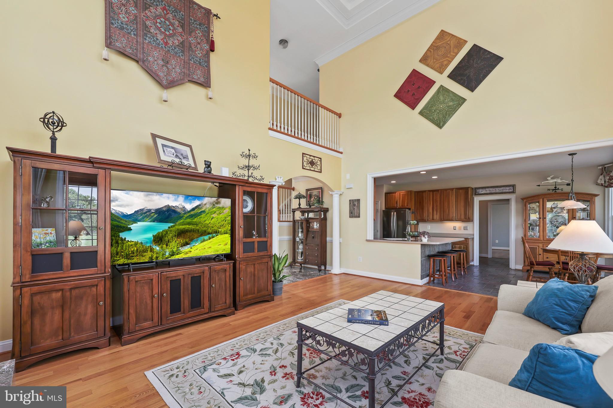 ROLLING MEADOWS - Residential