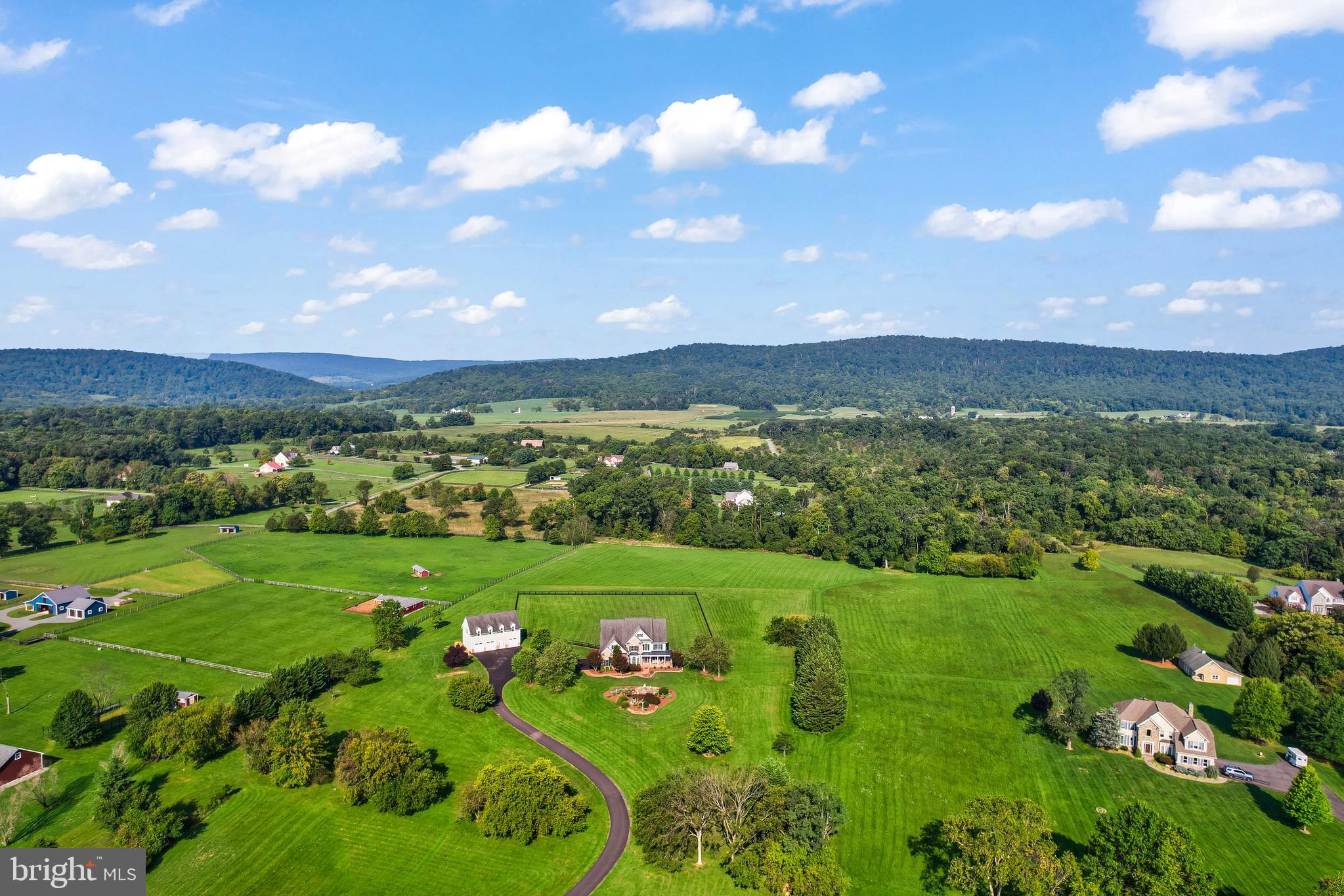 ROLLING MEADOWS - Residential