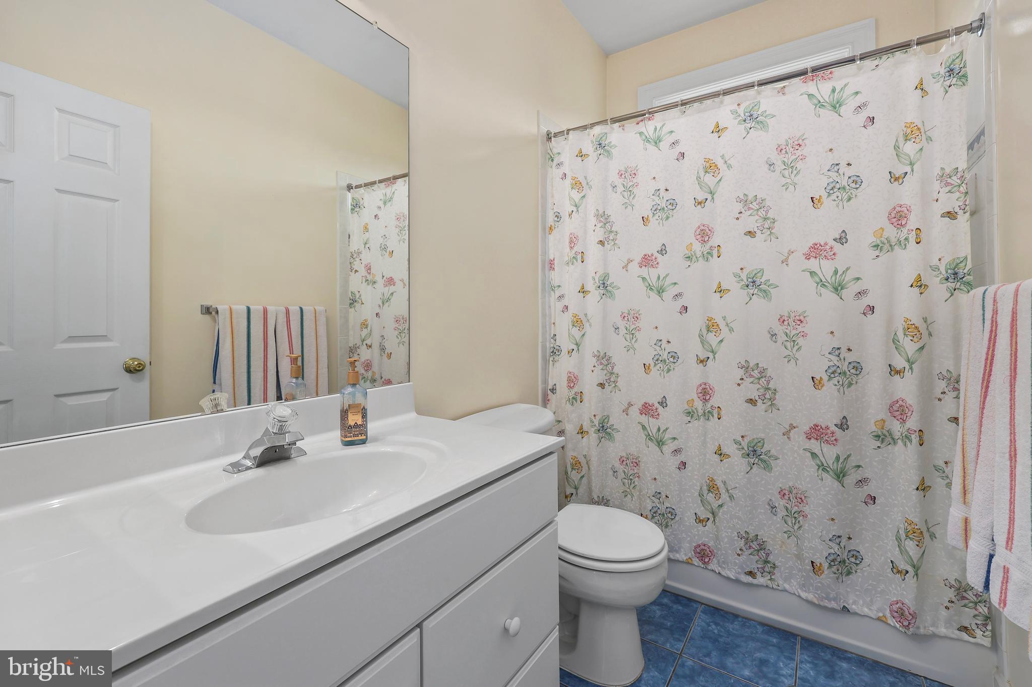 ROLLING MEADOWS - Residential