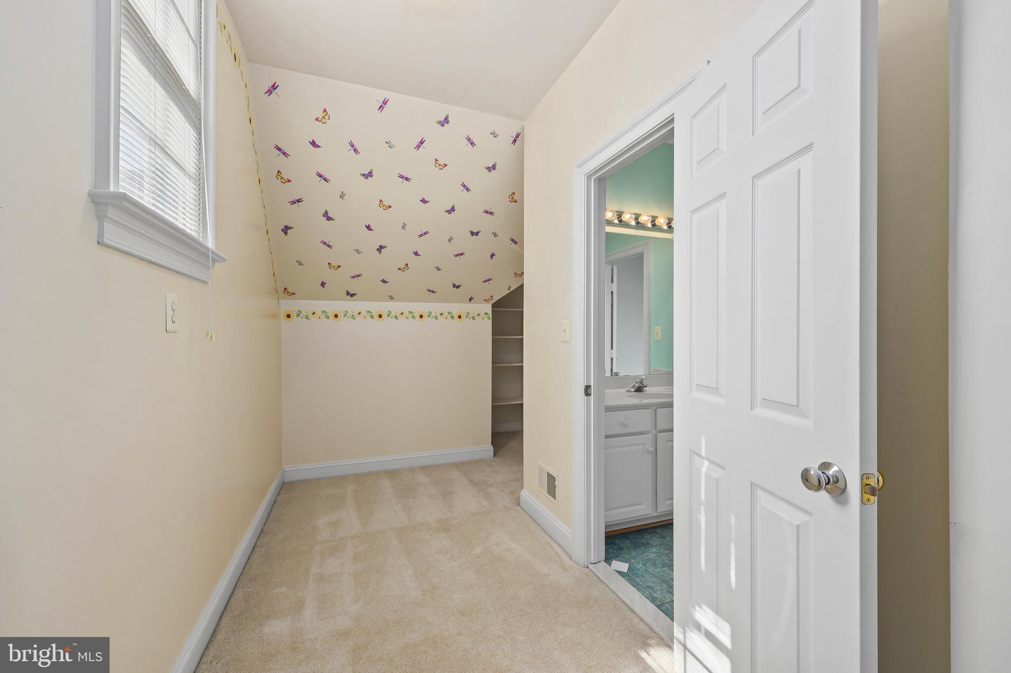 ROLLING MEADOWS - Residential