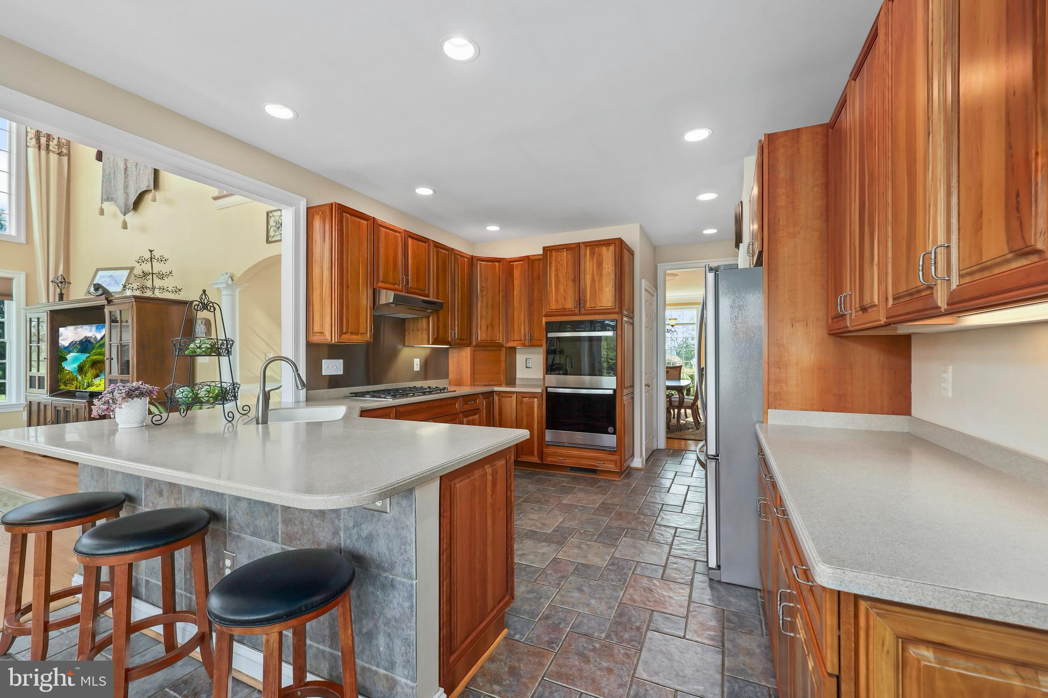 ROLLING MEADOWS - Residential