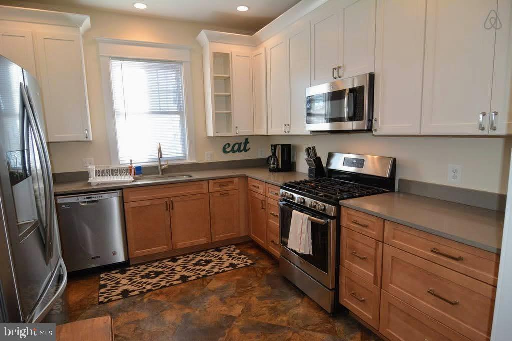 BALLSTON - Residential Income