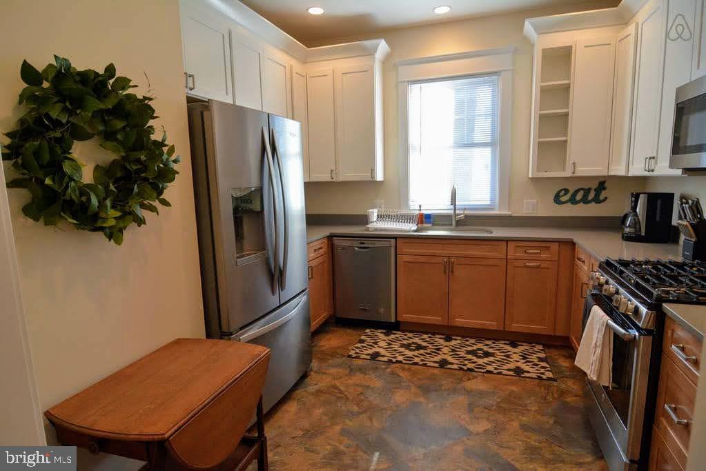 BALLSTON - Residential Income