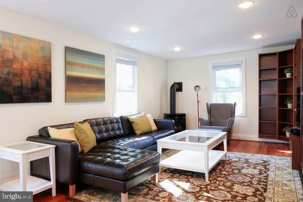 BALLSTON - Residential Income