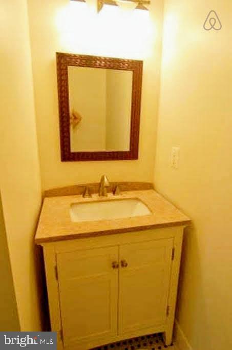 BALLSTON - Residential Income