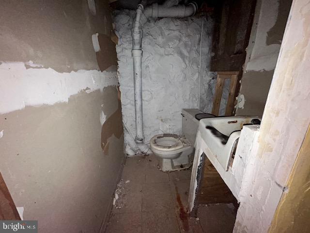 HILLTOP PARK - Residential