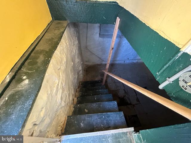 HILLTOP PARK - Residential