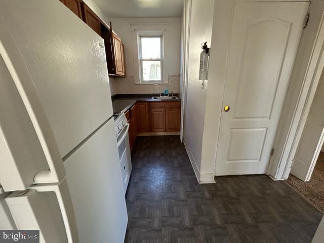 HILLTOP PARK - Residential