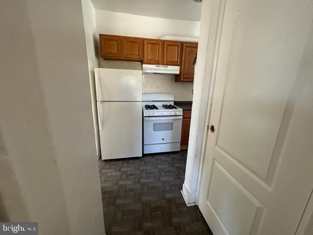 HILLTOP PARK - Residential