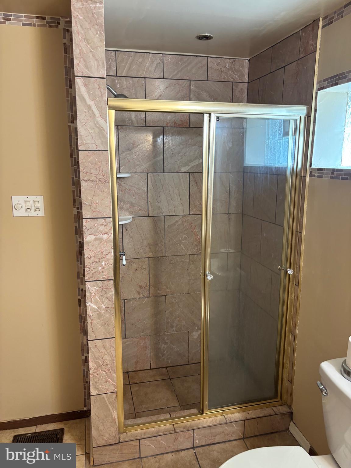 GRADUATE HOSPITAL - Residential