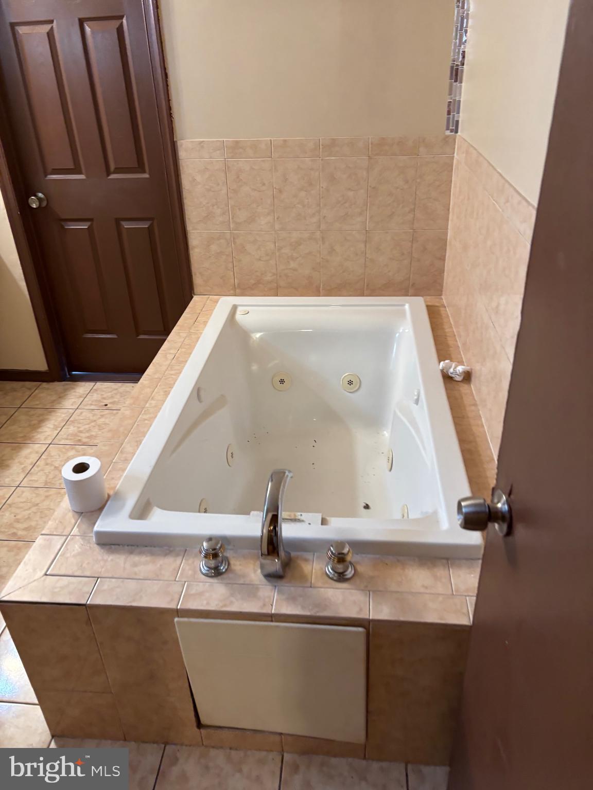 GRADUATE HOSPITAL - Residential