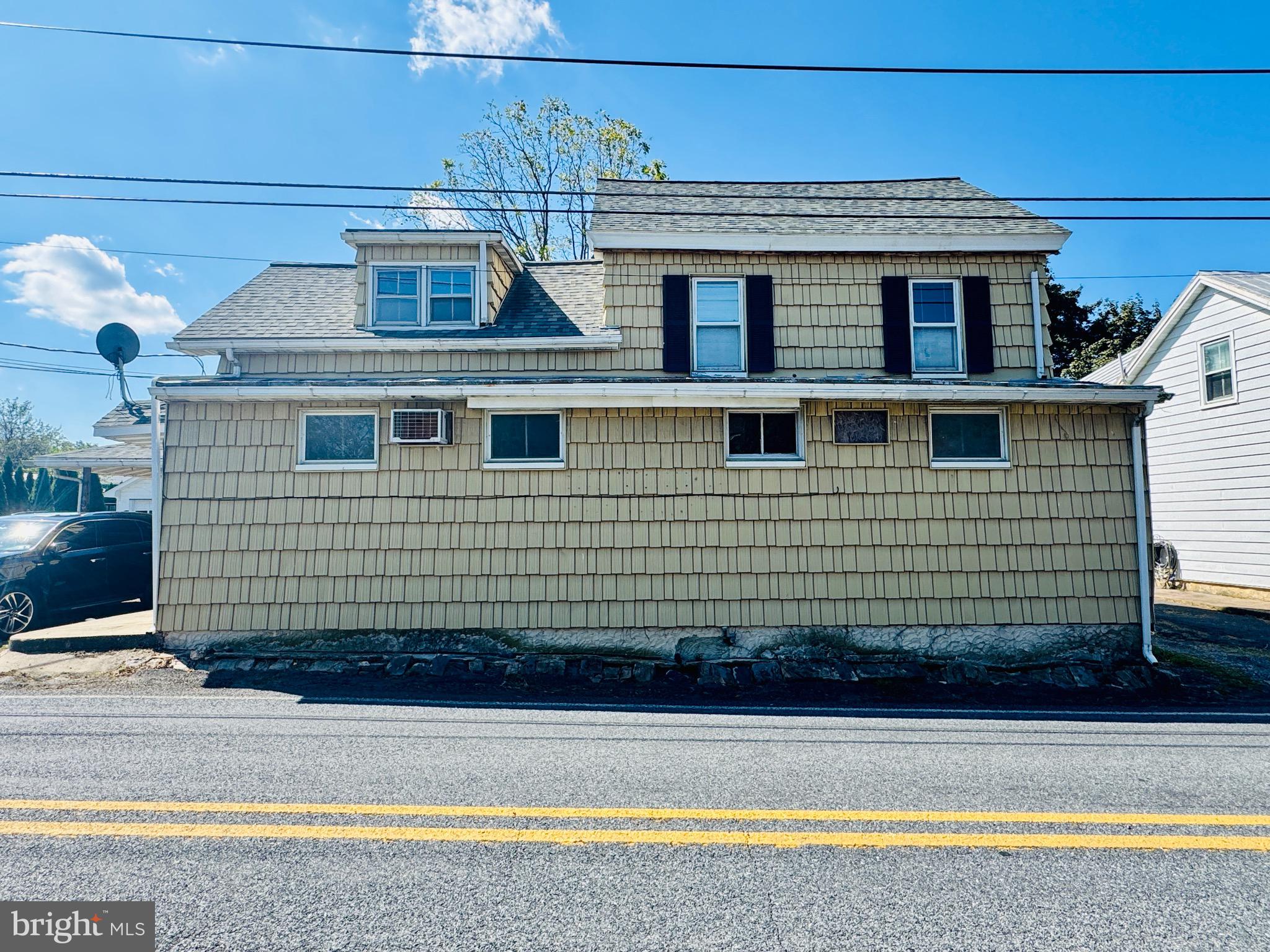 895 PLEASANT HILL ROAD