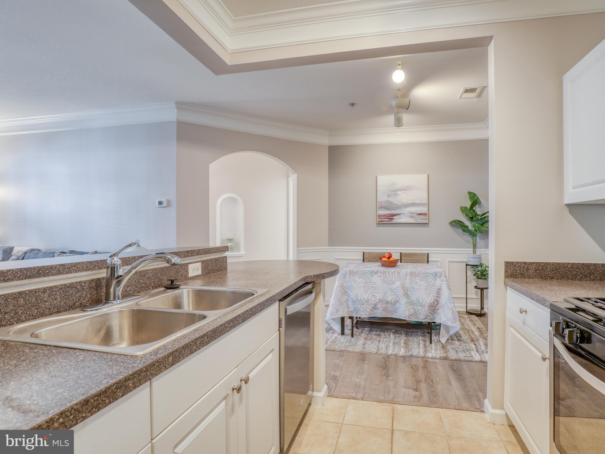 WESTCHESTER AT STRATFORD - Residential