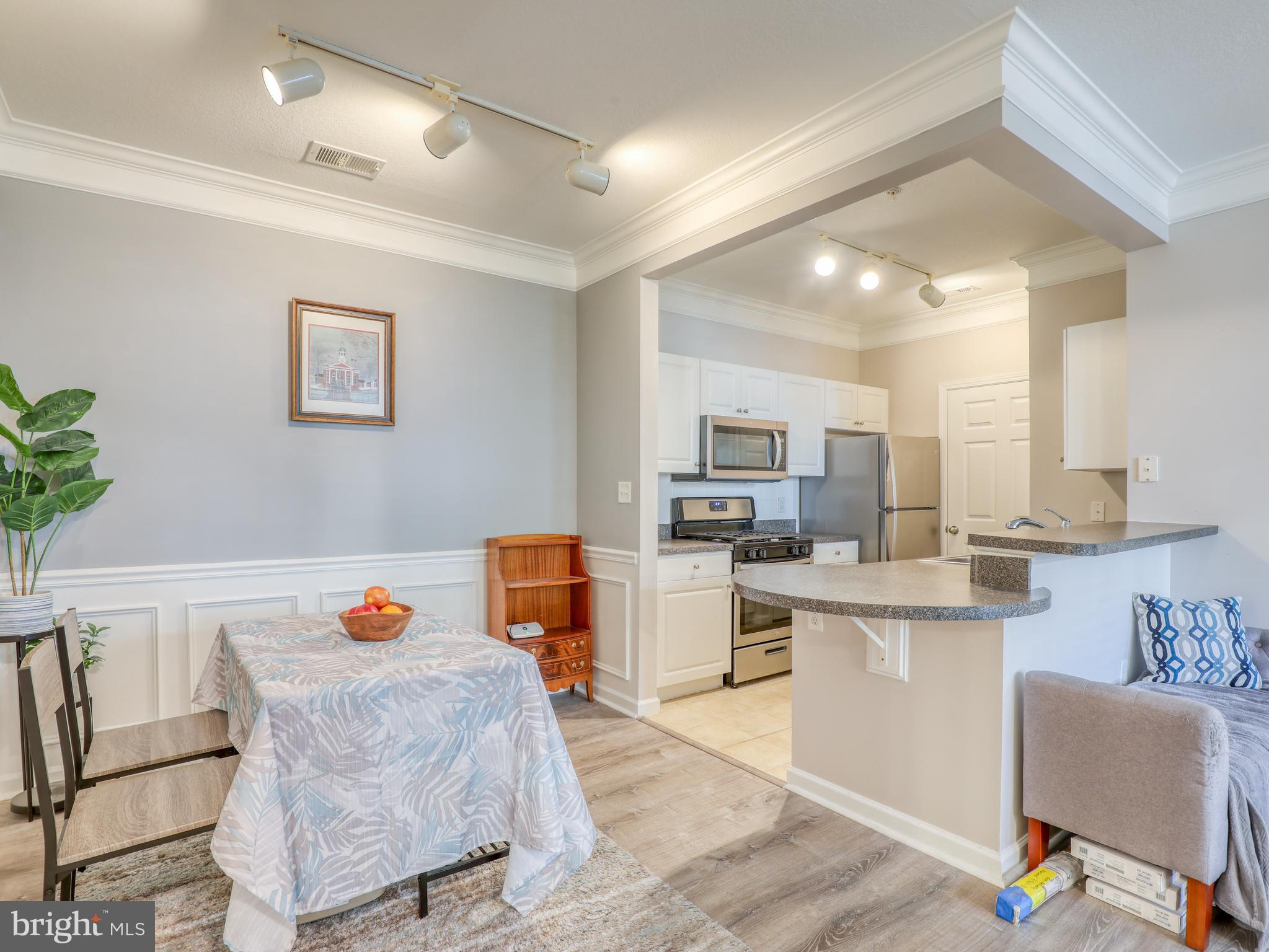 WESTCHESTER AT STRATFORD - Residential