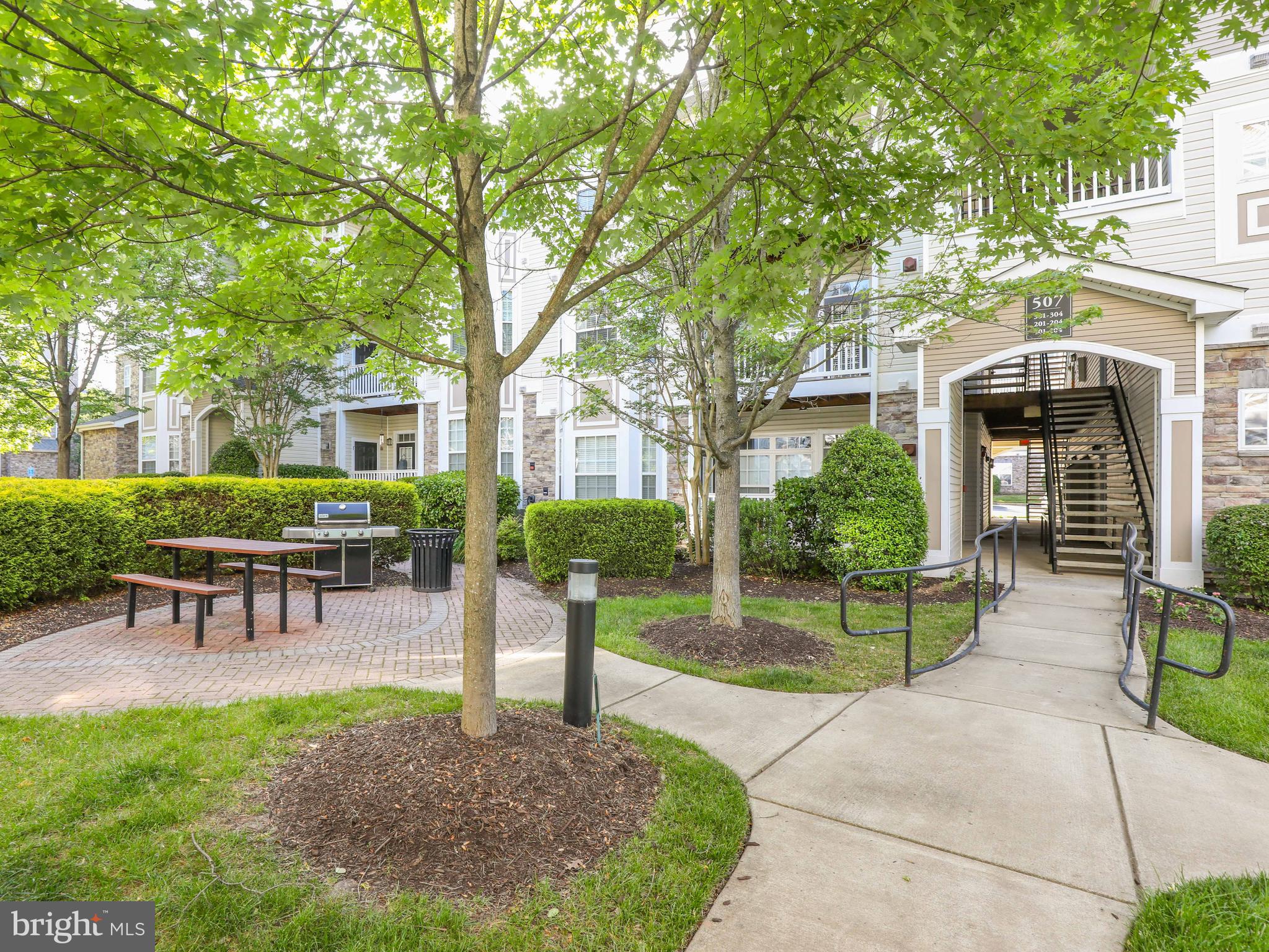 WESTCHESTER AT STRATFORD - Residential