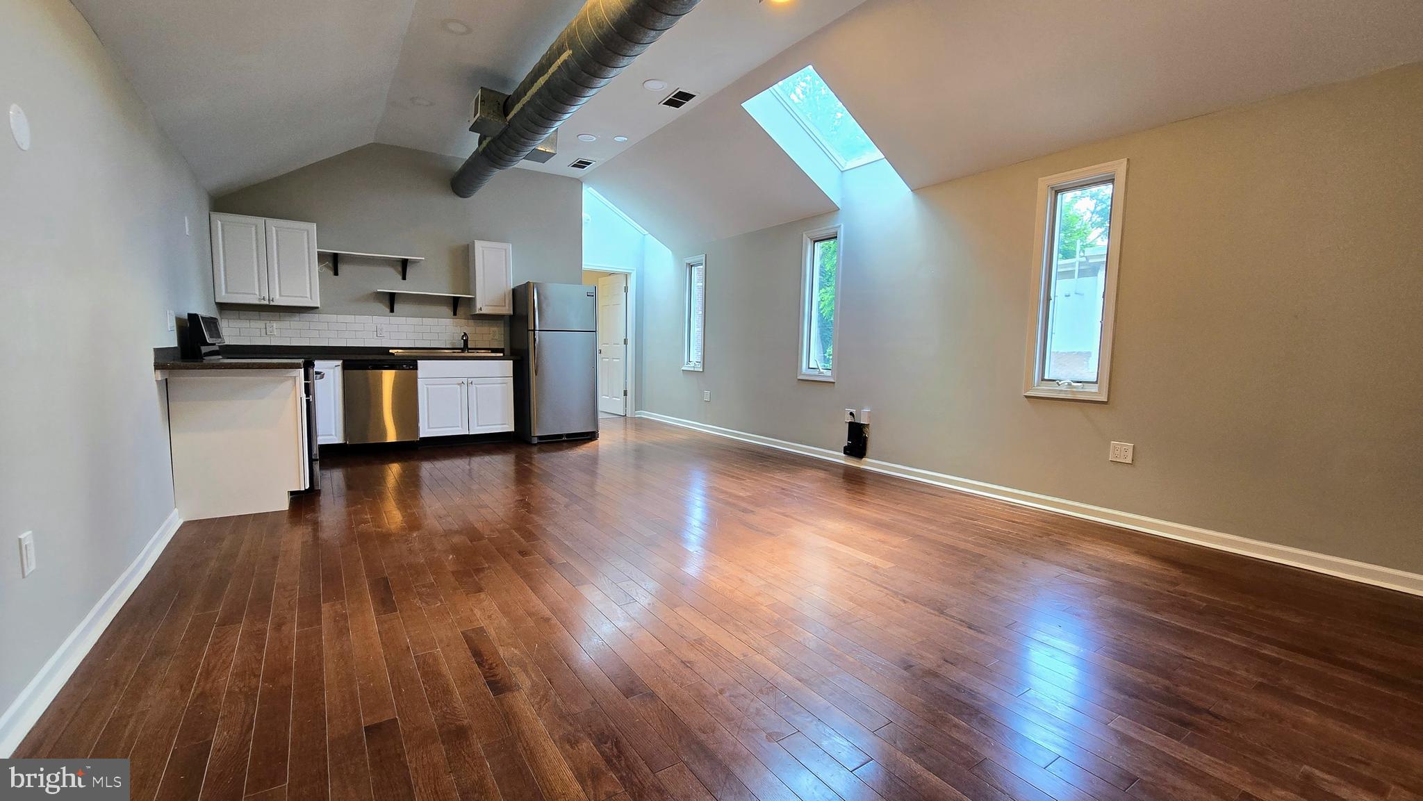 ROXBOROUGH - Residential Lease