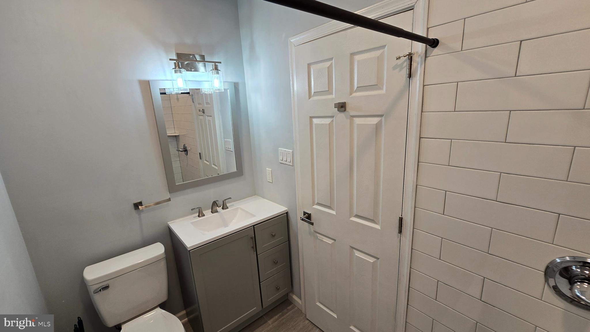 ROXBOROUGH - Residential Lease