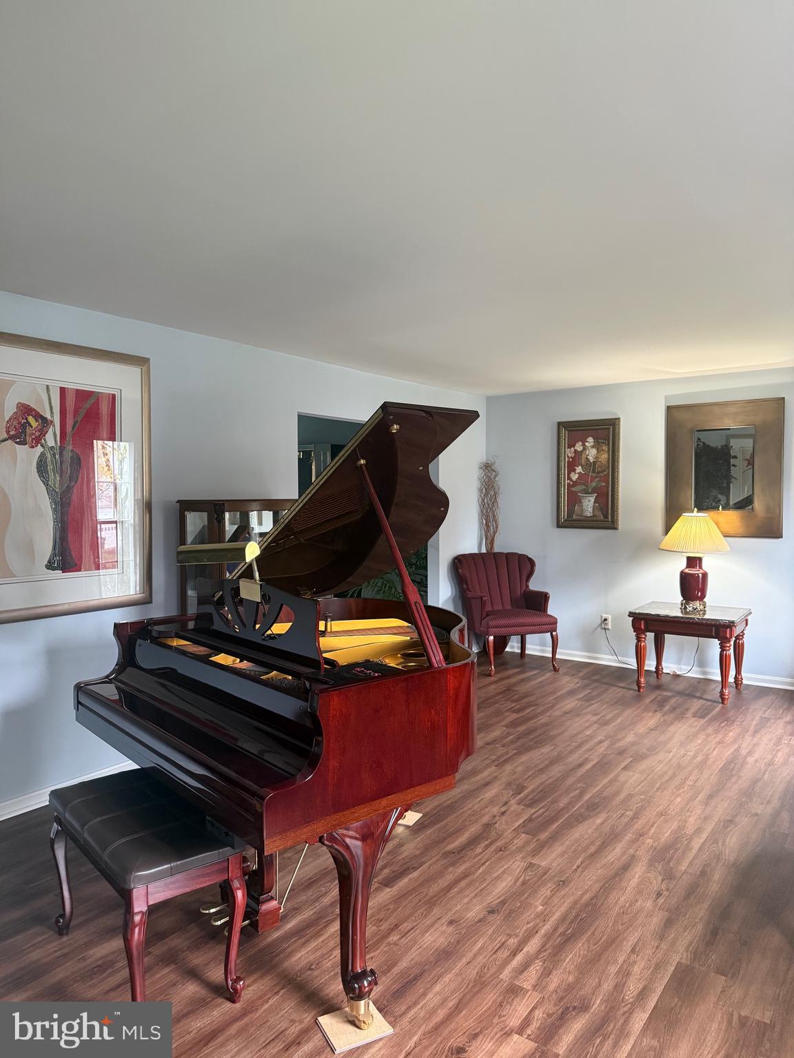 DERWOOD - Residential