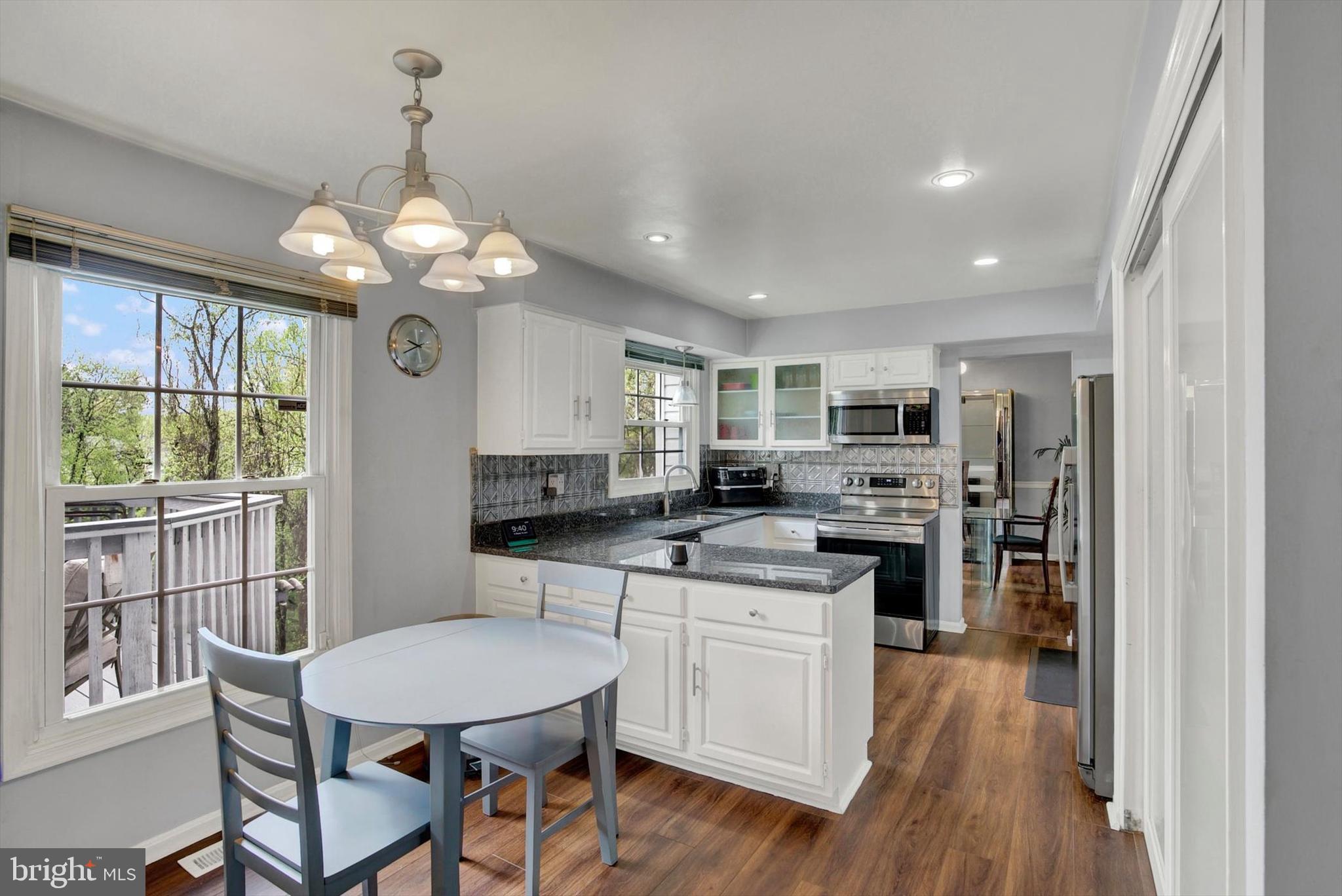 DERWOOD - Residential