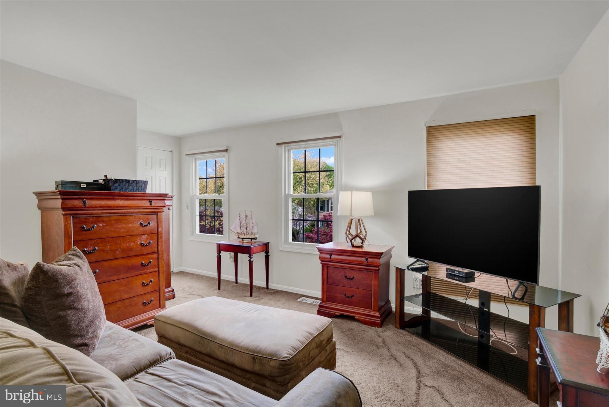 DERWOOD - Residential