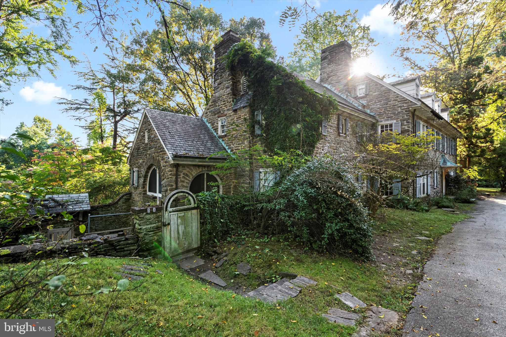 PHILADELPHIA (NORTHWEST) - Residential