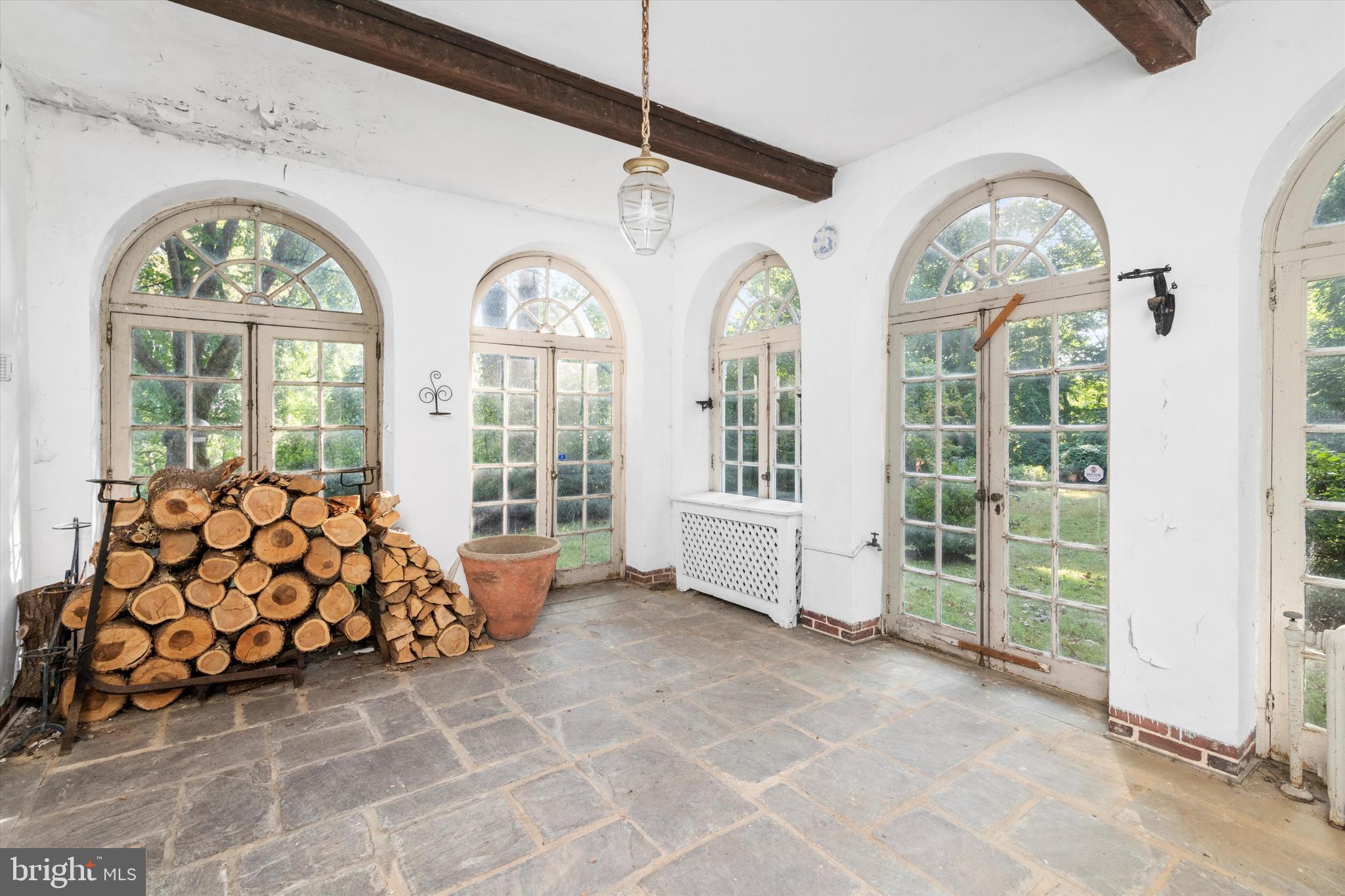 PHILADELPHIA (NORTHWEST) - Residential