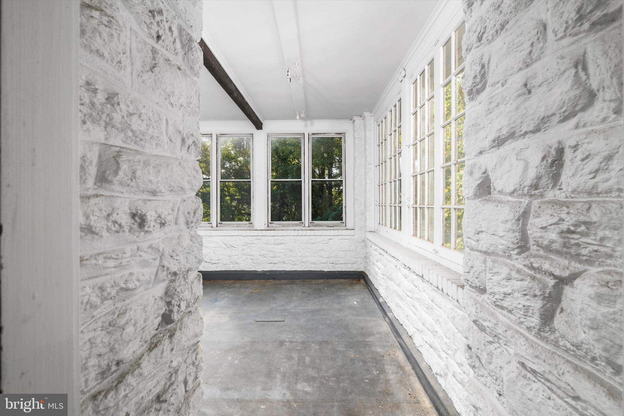 PHILADELPHIA (NORTHWEST) - Residential