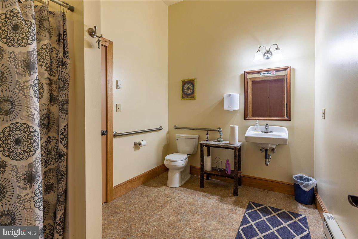 TOWN OF BATH - Commercial Sale